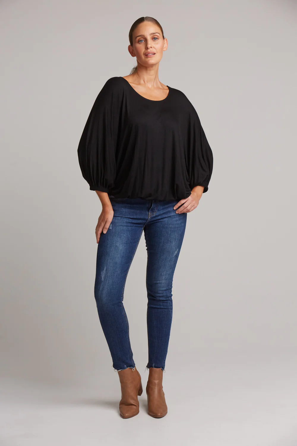 STUDIO JERSEY RELAXED TOP - EBONY