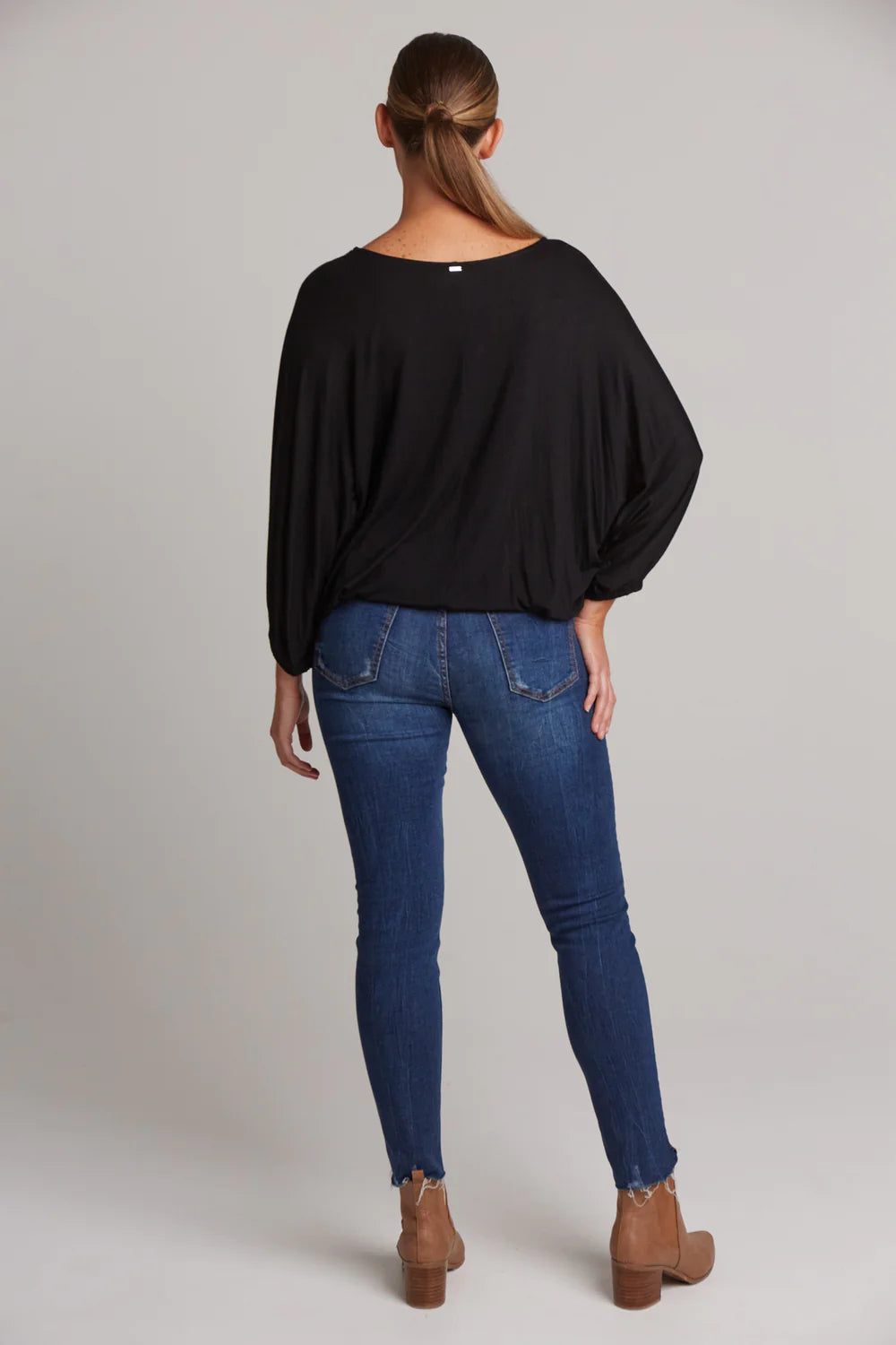 STUDIO JERSEY RELAXED TOP - EBONY