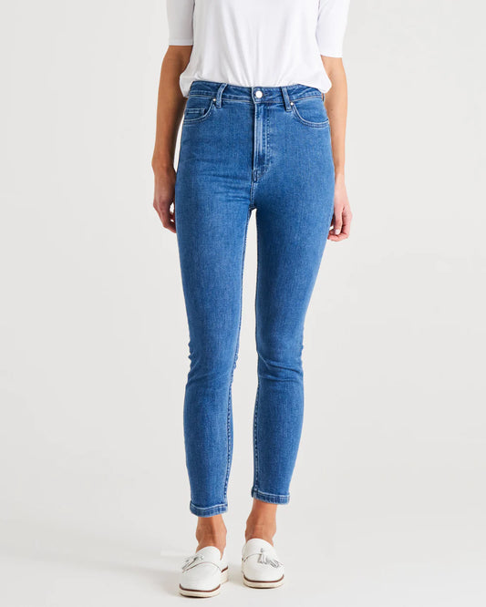 Betty Essential Jeans - Vintage Blue